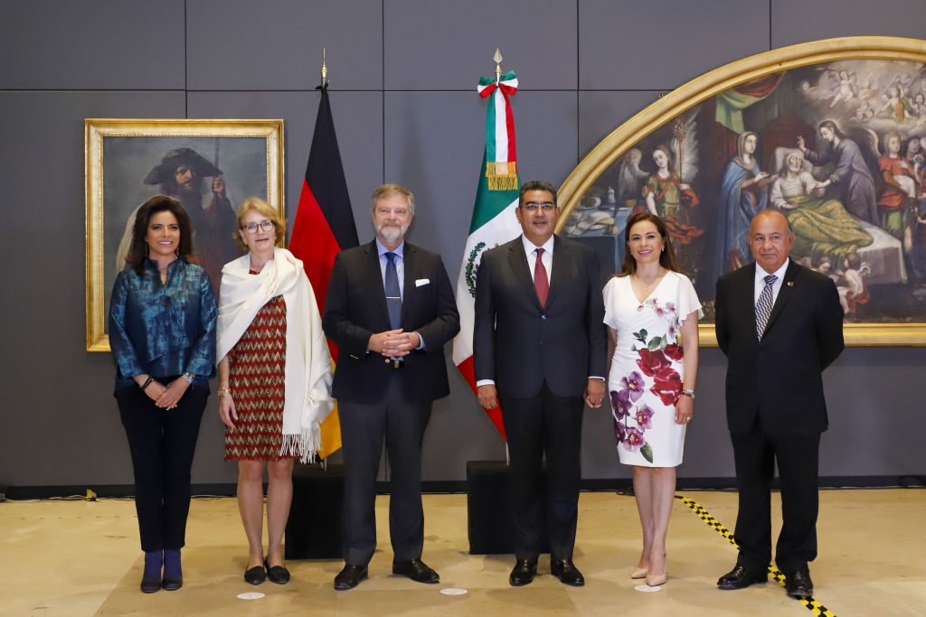 Garantiza Puebla condiciones idóneas para asentamiento de empresas, reafirma gobernador