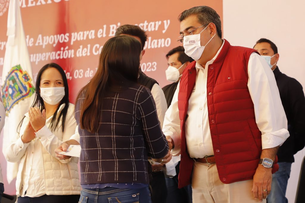 Promueven gobiernos de la 4T igualdad y un servicio público honesto, recalca Céspedes Peregrina