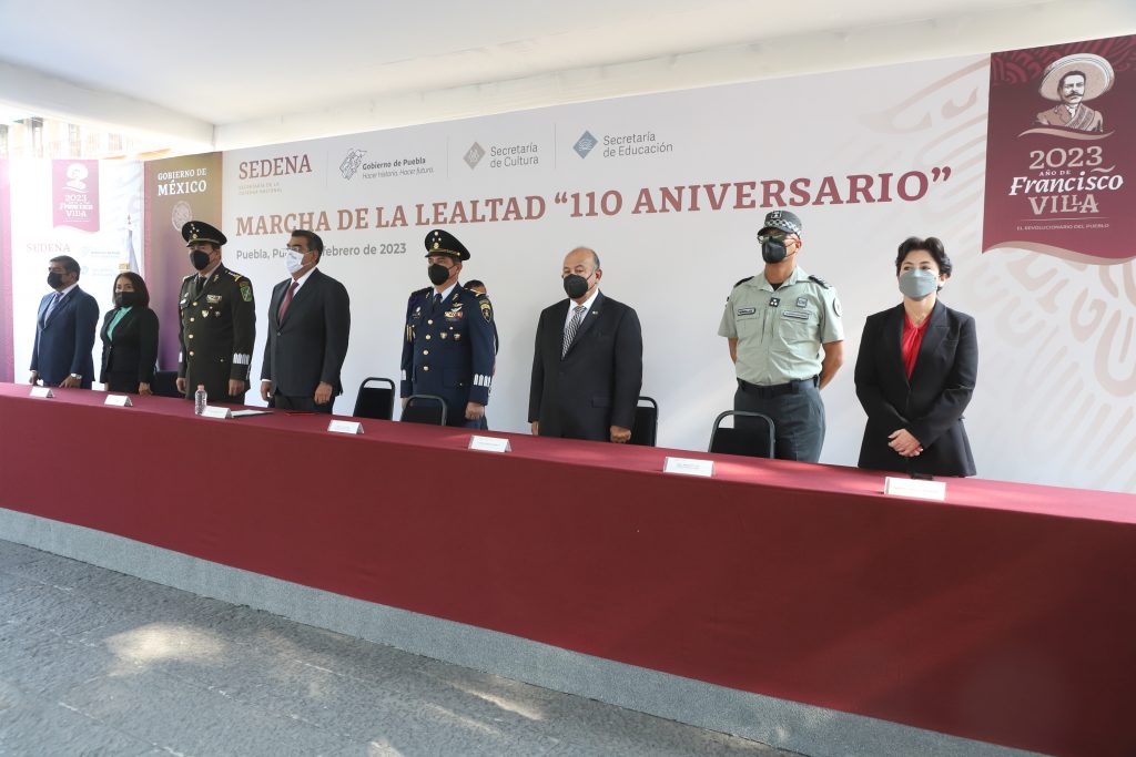 Video desde Puebla: Gobernador Céspedes Peregrina encabeza Marcha por la Lealtad