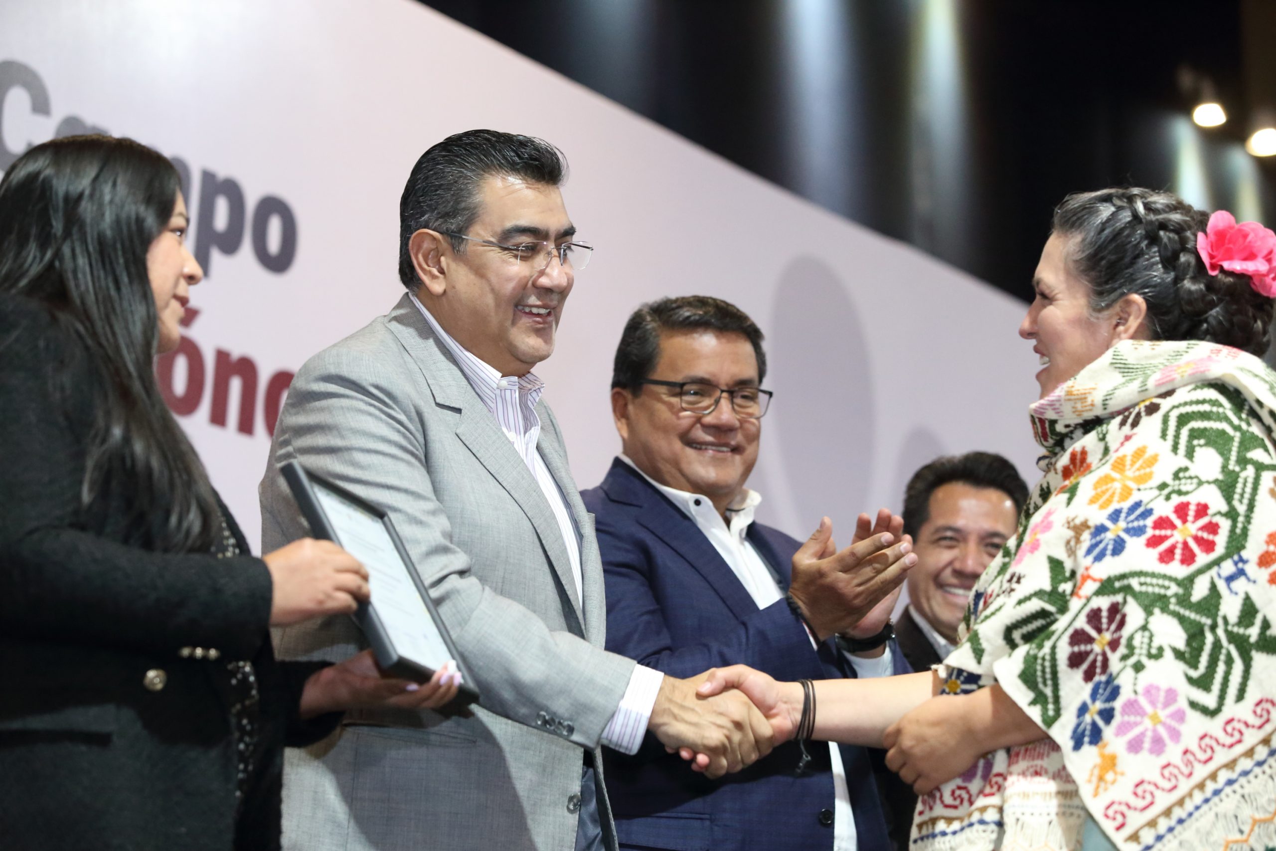 Sector primario, pilar fundamental para desarrollo de Puebla, recalca Sergio Salomón