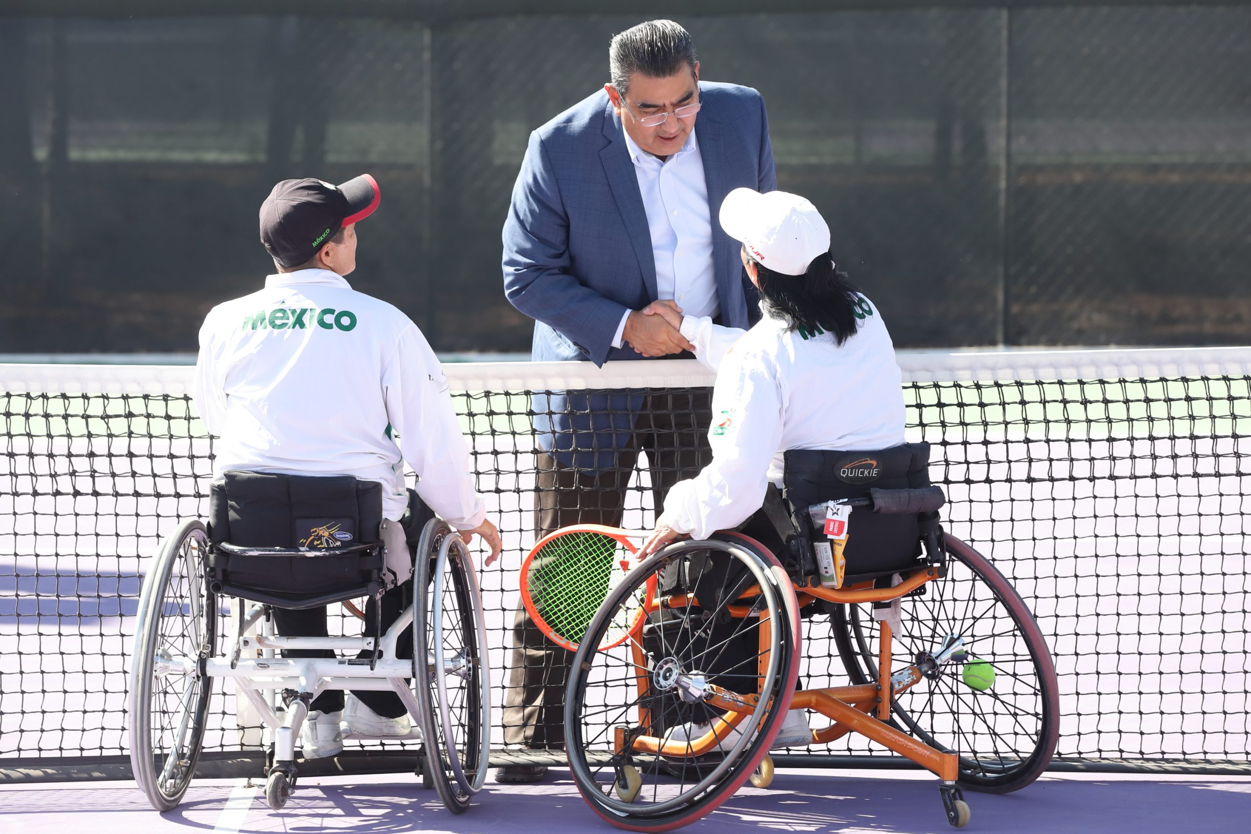 En Puebla la inclusión es política de gobierno, reiteró Sergio Salomón Céspedes al inaugurar torneo de tenis en silla de ruedas