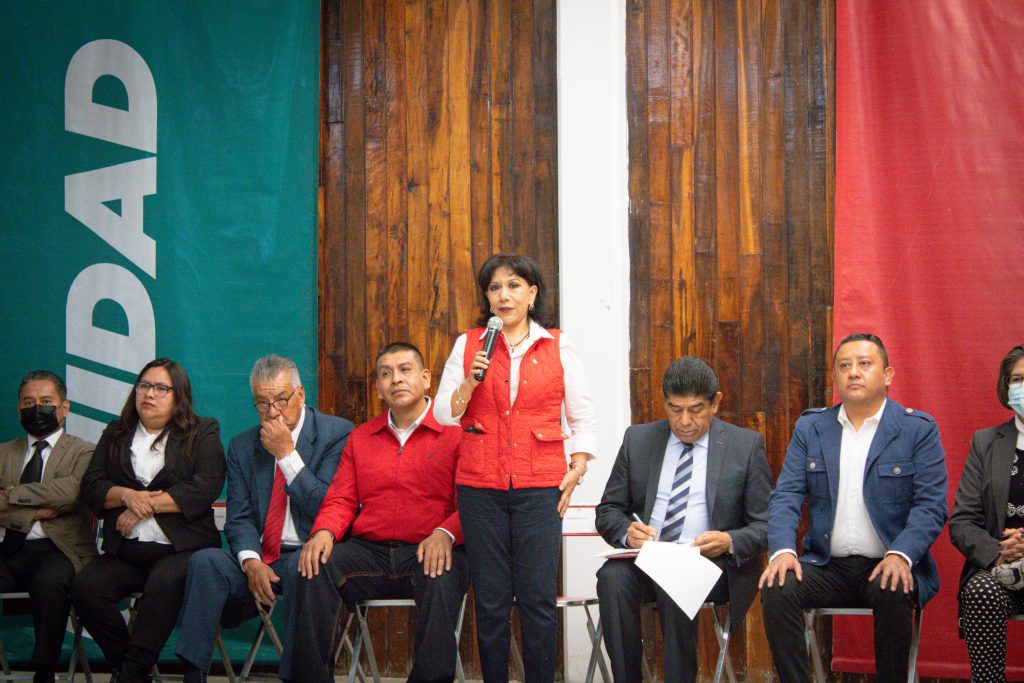 Presenta Anabell Ávalos al equipo de trabajo que operará en las diferentes secretarías del PRI Tlaxcala