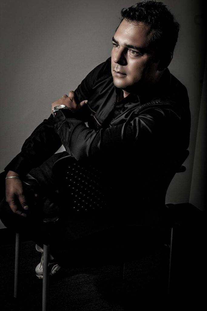 El cantautor mexicano Juan José Torner relanza su éxito “En tu maleta”