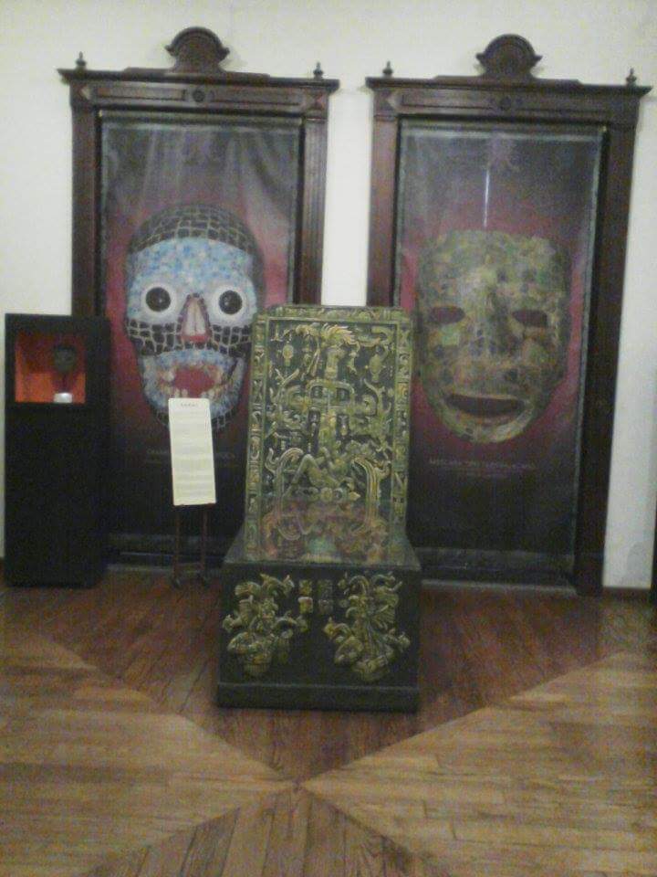 Máscaras prehispánicas y mortuorias en el Museo Nacional de la Máscara