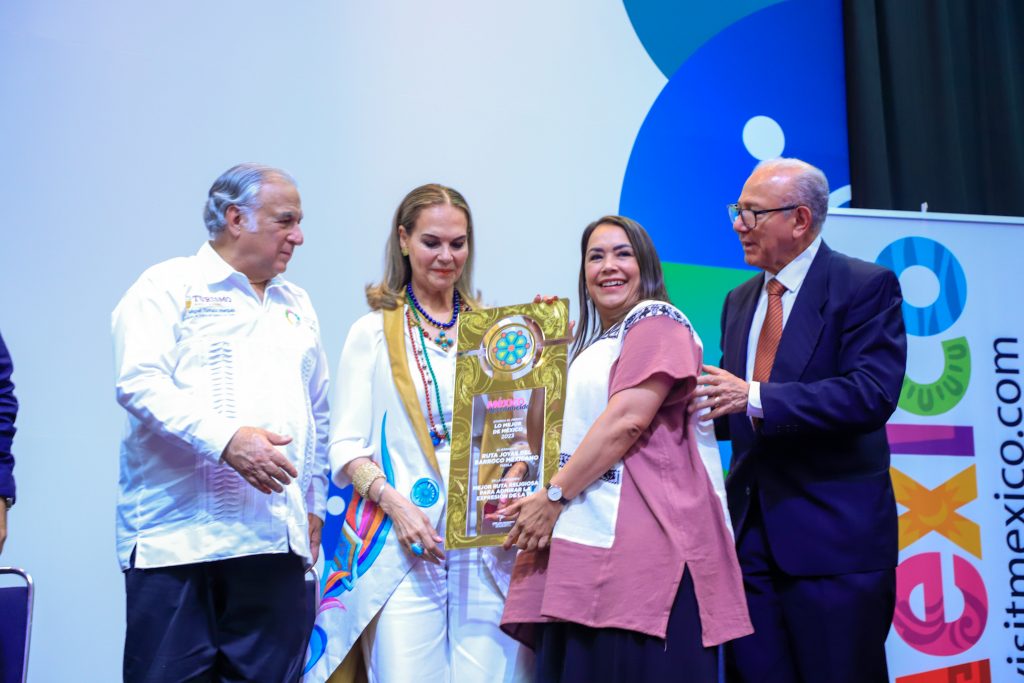 Obtiene Puebla tres premios “Lo Mejor de México”