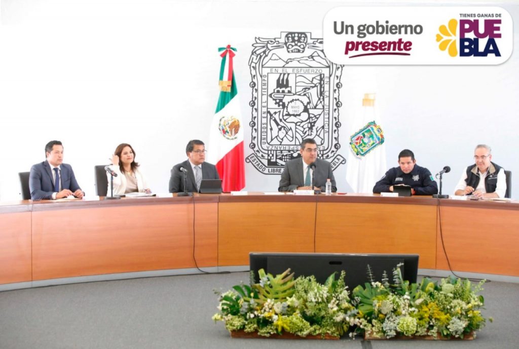 Retirarán en Puebla 160 espectaculares y anuncios publicitarios