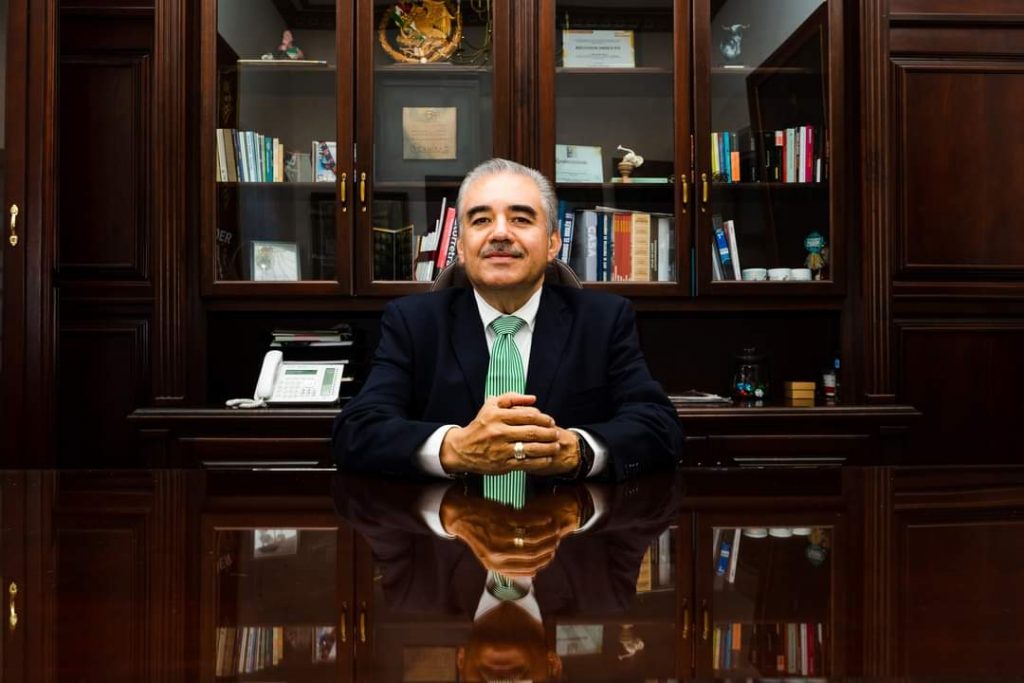 López Angulo suspende un día los eventos de la feria de Huauchinango por el deceso de joven voladora