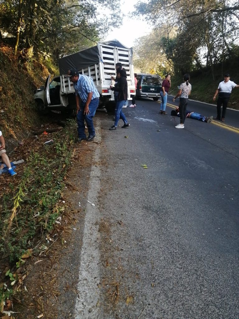Motociclista lesionado en fuerte accidente sobre la México Tuxpan