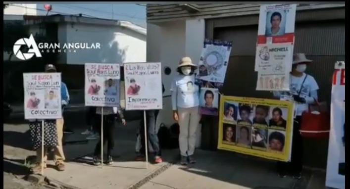 Video desde Puebla: ONG de desaparecidos se manifiesta