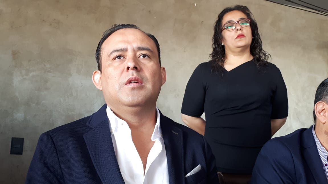 Llama Eduardo Castillo a Armenta y  Mier a respetar a la ciudadanía y dejar de promocionarse en espectaculares