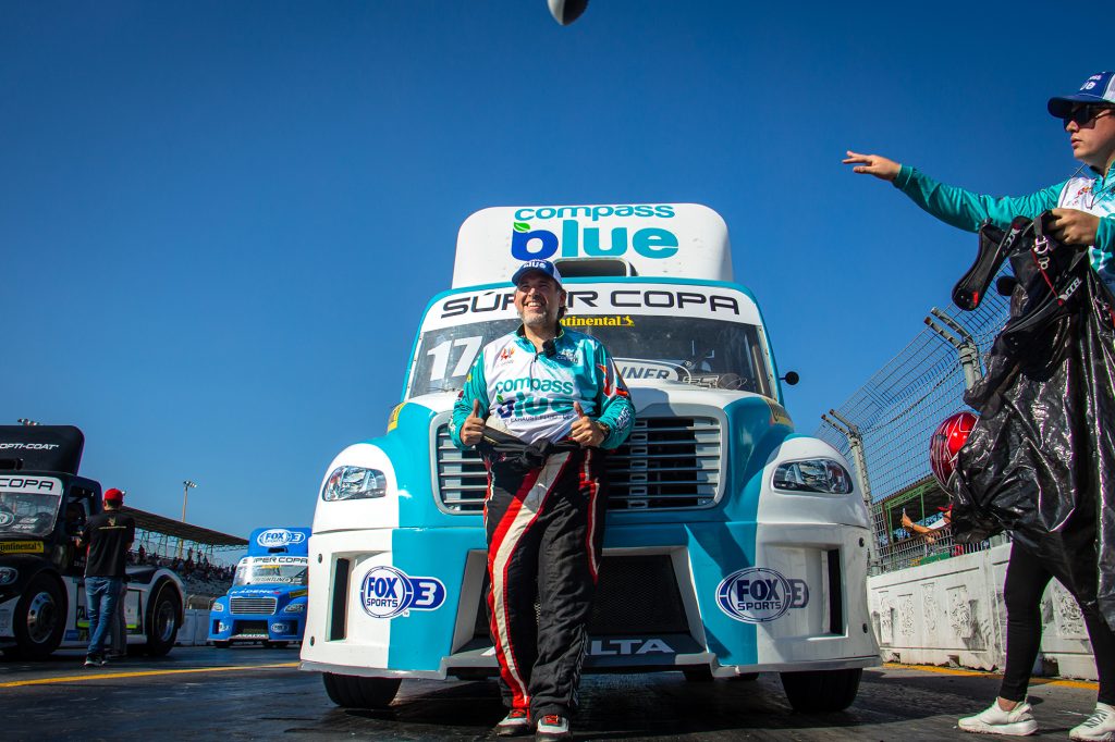 El Árabe Racing Team by Compass Blue, enfrenta en Chihuahua la fecha 2 de los Tractocamiones