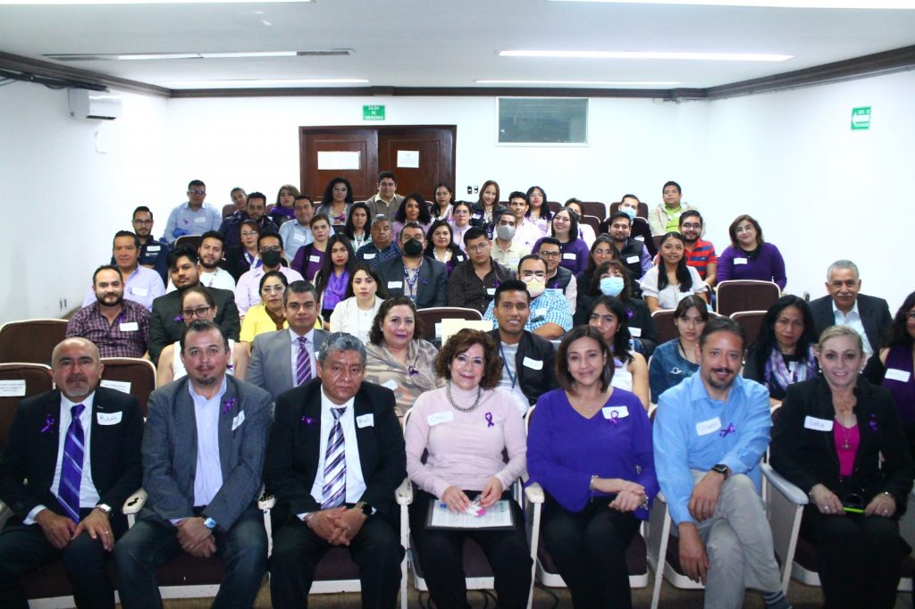 Personal de sindicatura se capacita en atención a víctimas de violencia