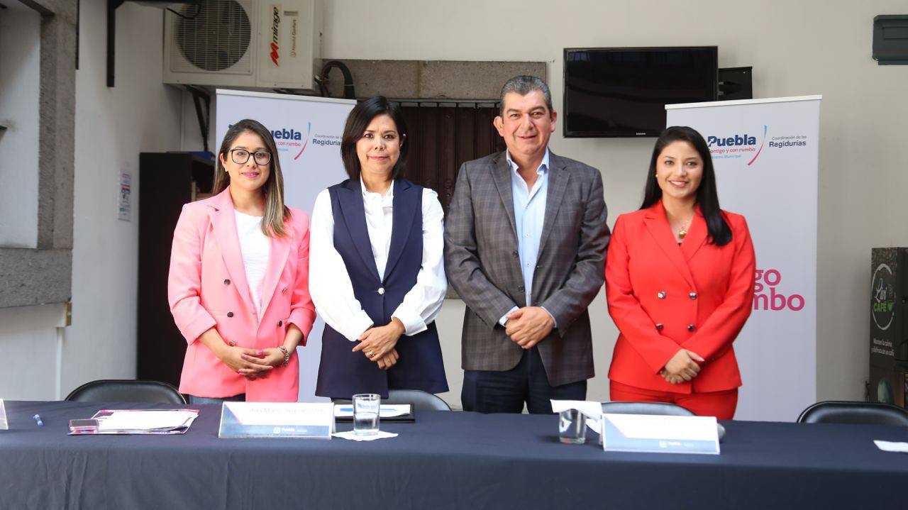 Regidores de la capital siguen trabajando por el buen rumbo de Puebla