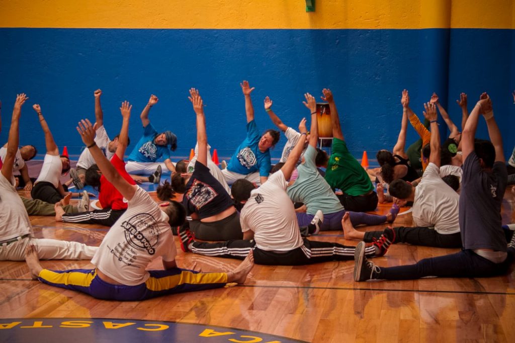 13º arte de Lutuar Sorrindo en el Museo del Ferrocarril