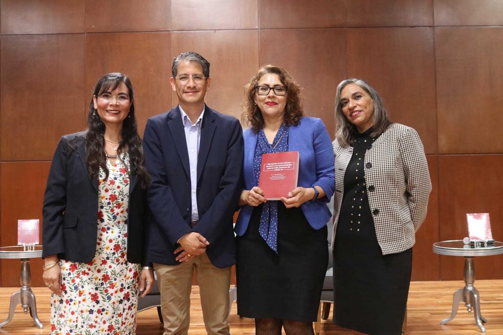 Presentan libro “Breve historia académica” de la pandemia