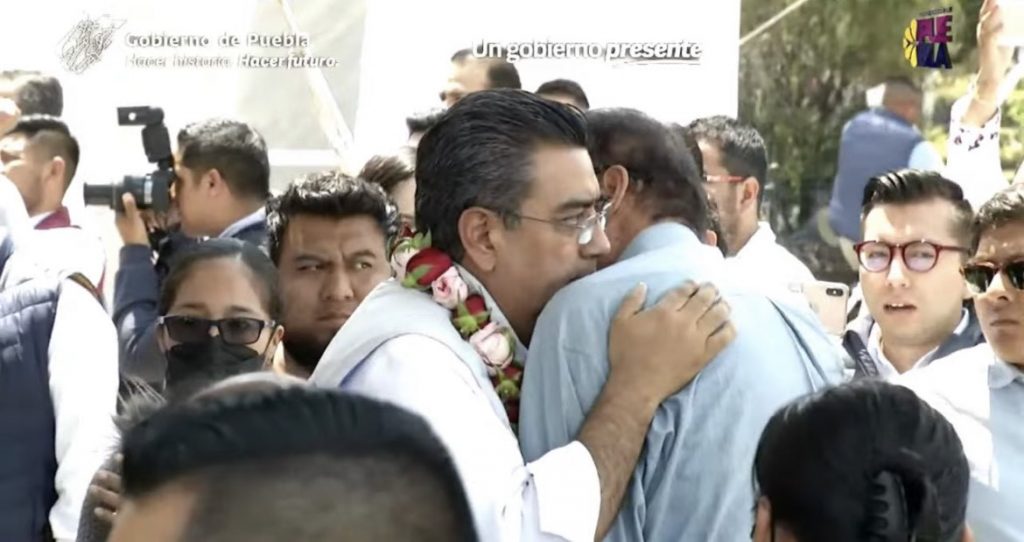 Realiza Sergio Salomón el primer Martes Ciudadano en Tepeaca