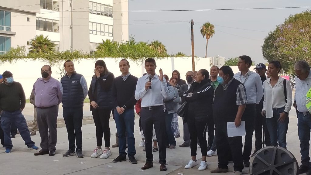 Ciudadanía debe valorar destape de Claudia Rivera: Rivera Pérez