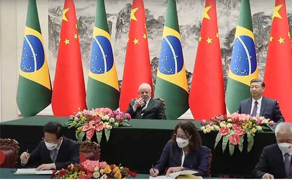 Lula y Xi Jiping firman 15 acuerdos de asociación en Beijing