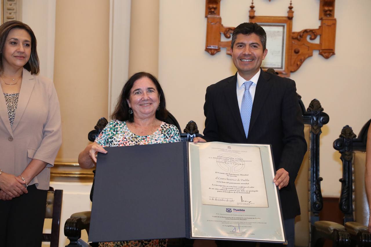 Ayuntamiento de Puebla reconoce el valor histórico del archivo de Indias