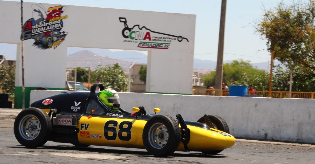 El sueño de los amantes al automovilismo se hizo realidad para Francisco Dueñas