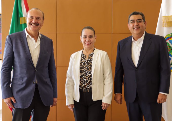 Fotonota: Gobernador Céspedes Peregrina se reunió con representantes del IMSS