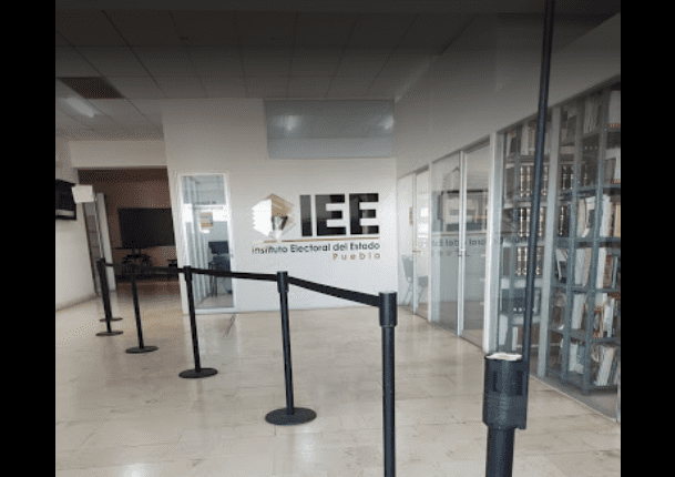 IEE designa a miembros del Servicio Profesional Electoral Nacional