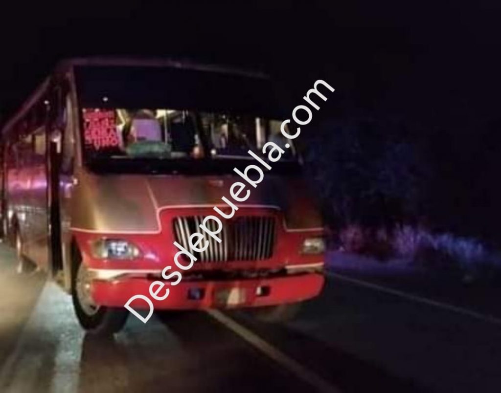 Denuncian violento asalto a pasajeros en Venustiano Carranza