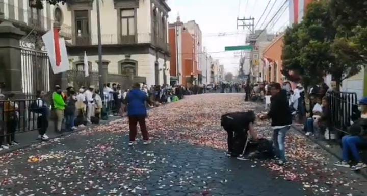Video desde Puebla: Feligreses acuden al Señor de las Maravillas