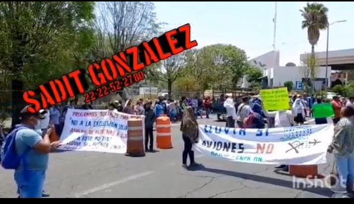 Video desde Puebla: Cierran la carretera federal Tehuacán- Huajuapan