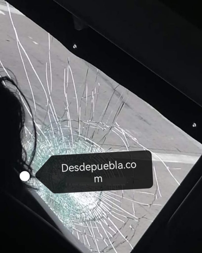 Avientan piedras al parabrisas de autobús de pasajeros en la carretera México Tuxpan