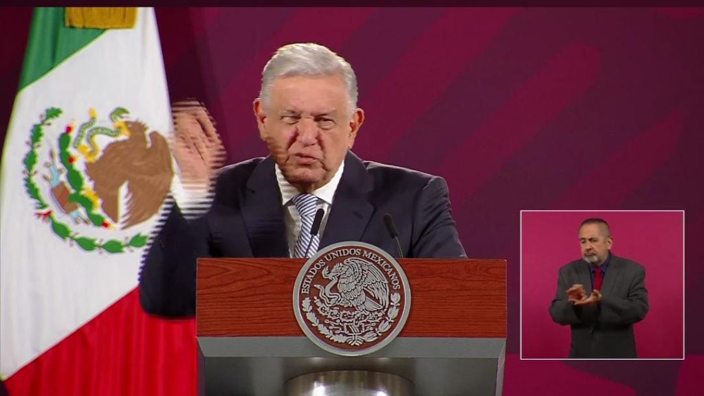 AMLO confirma aparición con vida de Cecilia Flores, activista sonorense