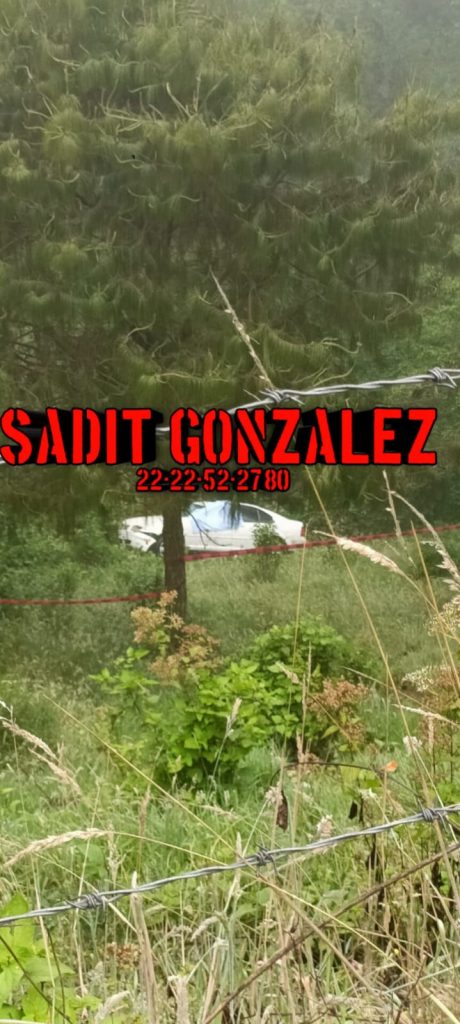 Muere hombre al volcar su vehículo en Teziutlán