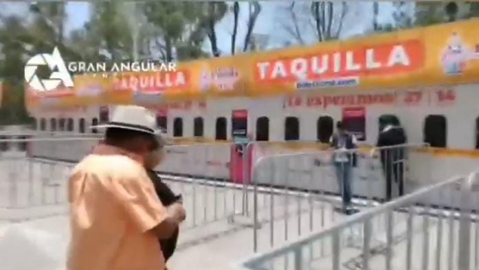 Video desde Puebla: Visitantes llegan a la Feria horas antes de su inauguración formal