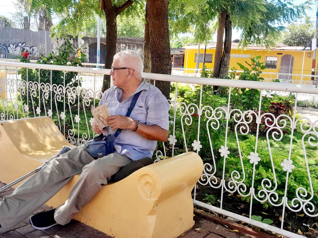 Bitácora de futuro: Parte de lo que cuenta la historia de los illuminati