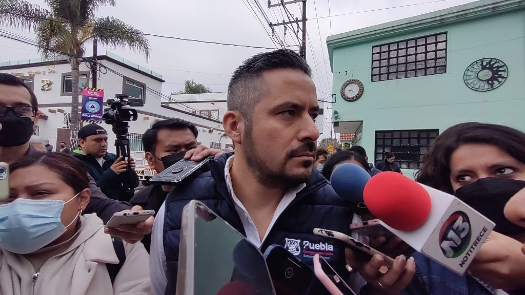 Ayuntamiento invertirá 5 mdp para reconstruir 6 pasos peatonales: Adán Sánchez