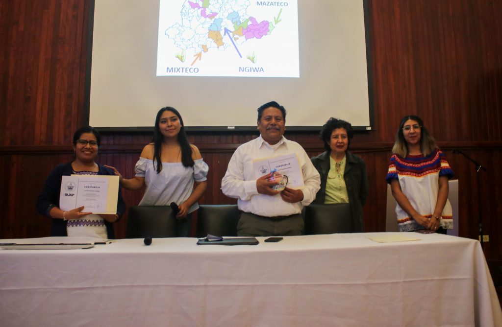Con ponencia, Pueblos Indígenas fortalece las lenguas originarias de Puebla