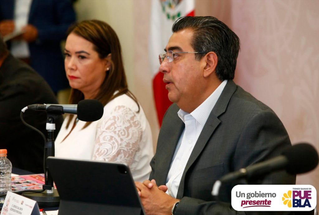 Analizan integrar el sector salud de Puebla al IMSS – Bienestar, confirmó el gobernador