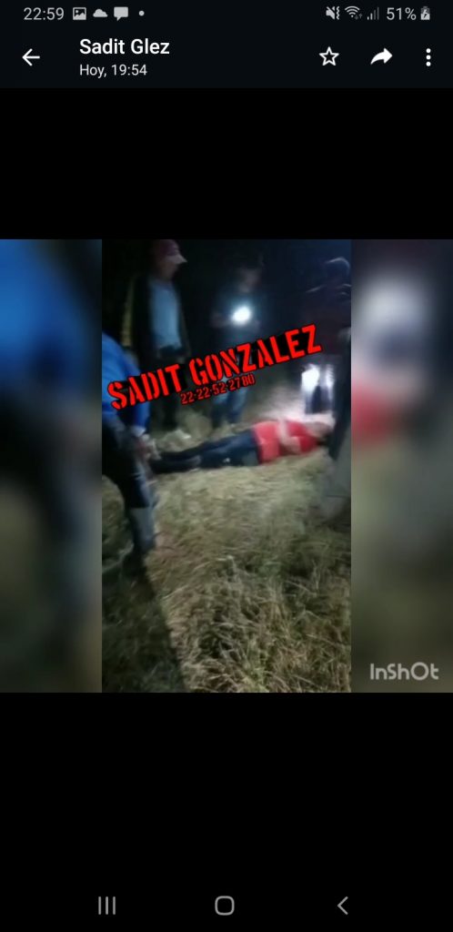 Mujer lesionada al caer con su camioneta a una barranca de Chachapa, Amozoc