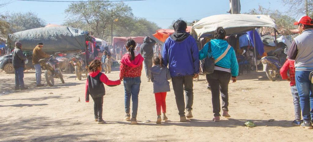 Argentina: La violencia policial afecta de forma desigual a indígenas, migrantes y afrodescendientes