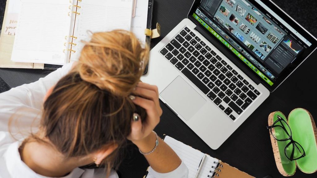 El quiet quitting y los abusos laborales: qué sí y qué no puede pedir una empresa a un trabajador