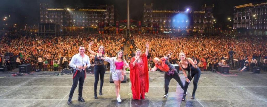 Margarita “La Diosa de la Cumbia” encendió el escenario del “Gran Cumbión del Zócalo de la CDMX” con su música