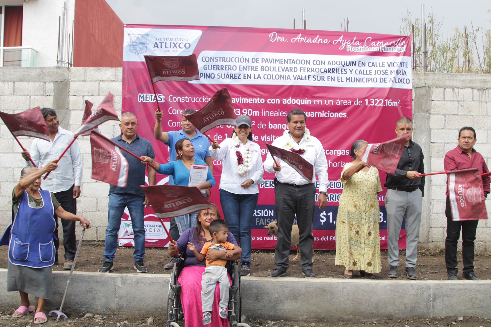 Ariadna Ayala atiende rezago de obra pública en Colonia Valle Sur