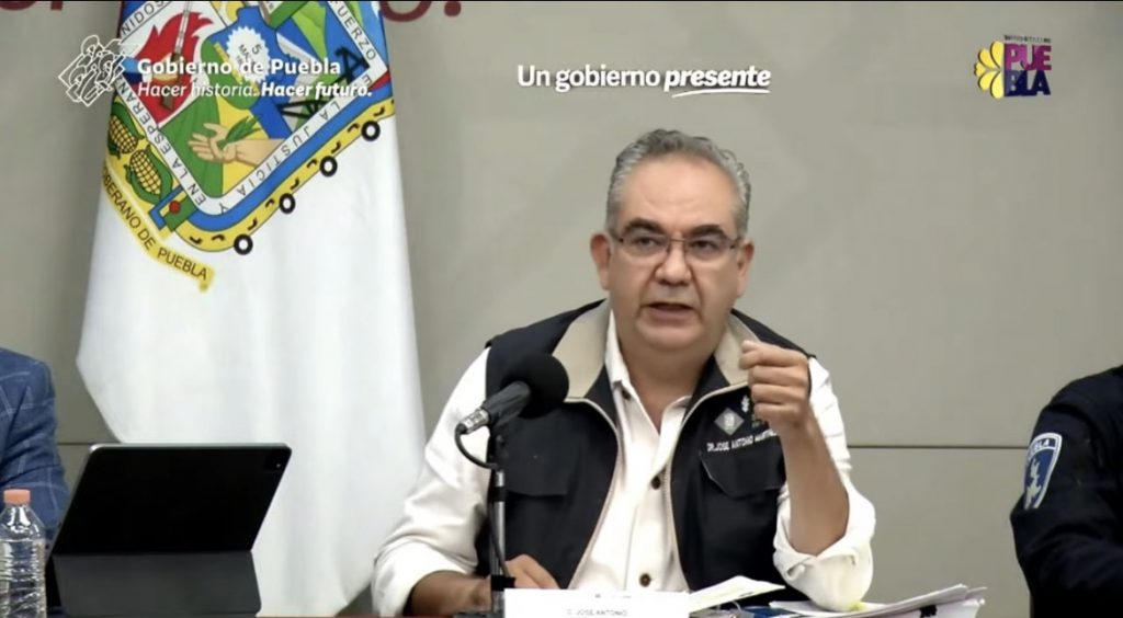 Bronquitis, otitis, conjuntivitis, entre las enfermedades ligadas a la ceniza volcánica, informó José Antonio Martínez García