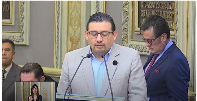 Desde la tribuna del Congreso, Eduardo Alcántara dio disculpa pública a Érika de la Vega Gutiérrez 