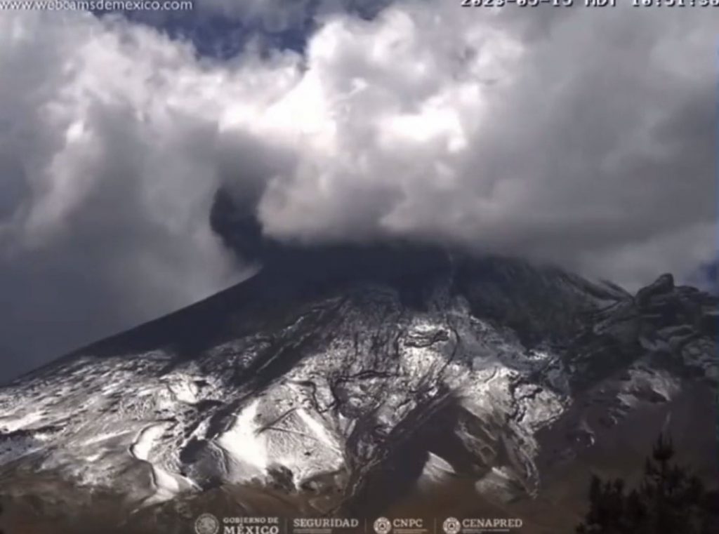 Gobierno de Puebla se mantiene atento al Popocatépetl, reiteró Sergio Salomón Céspedes