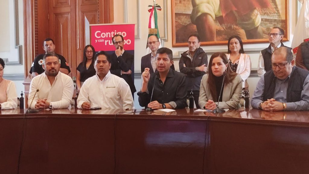 19 albergues en la capital para atender una contingencia por el volcán: Rivera Pérez