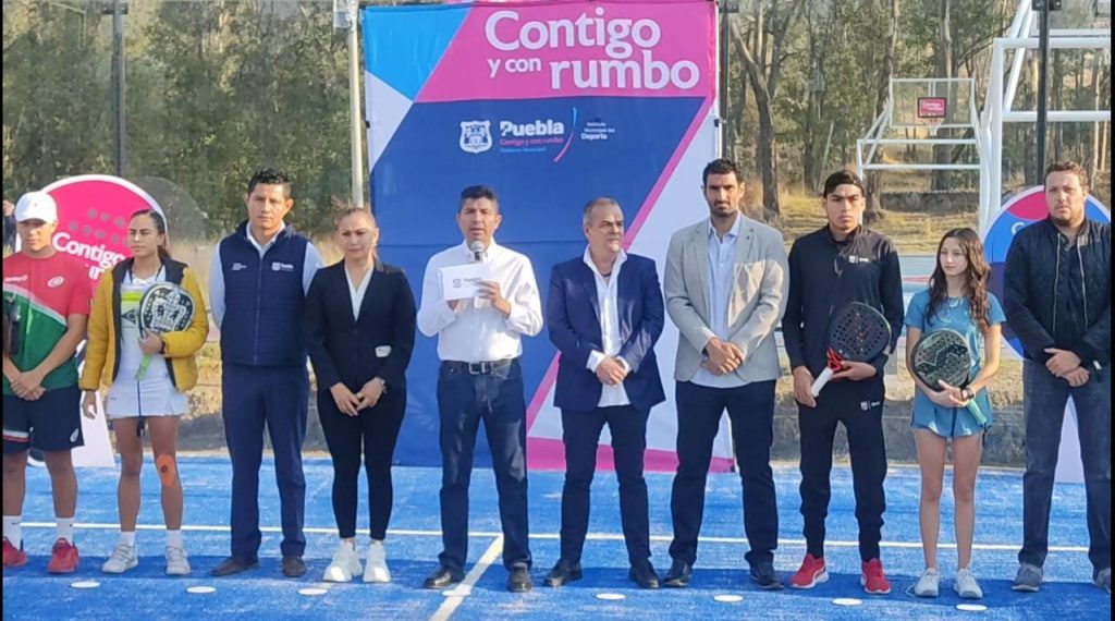 Video desde Puebla: Eduardo Rivera entrega cancha de Pádel en el Parque Amalucan