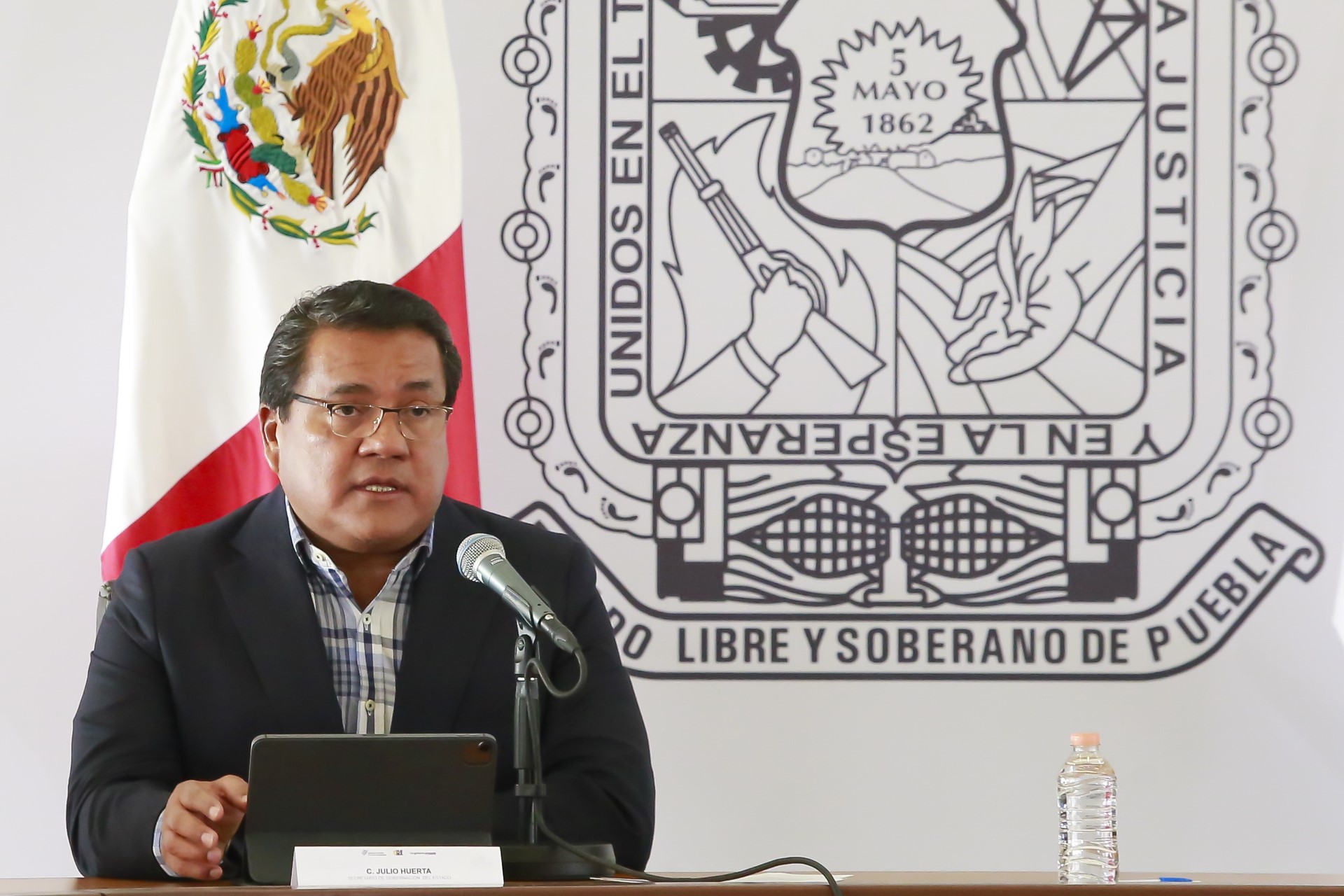 Continuarán los sobrevuelos en el Popocatépetl, afirmó Julio Huerta