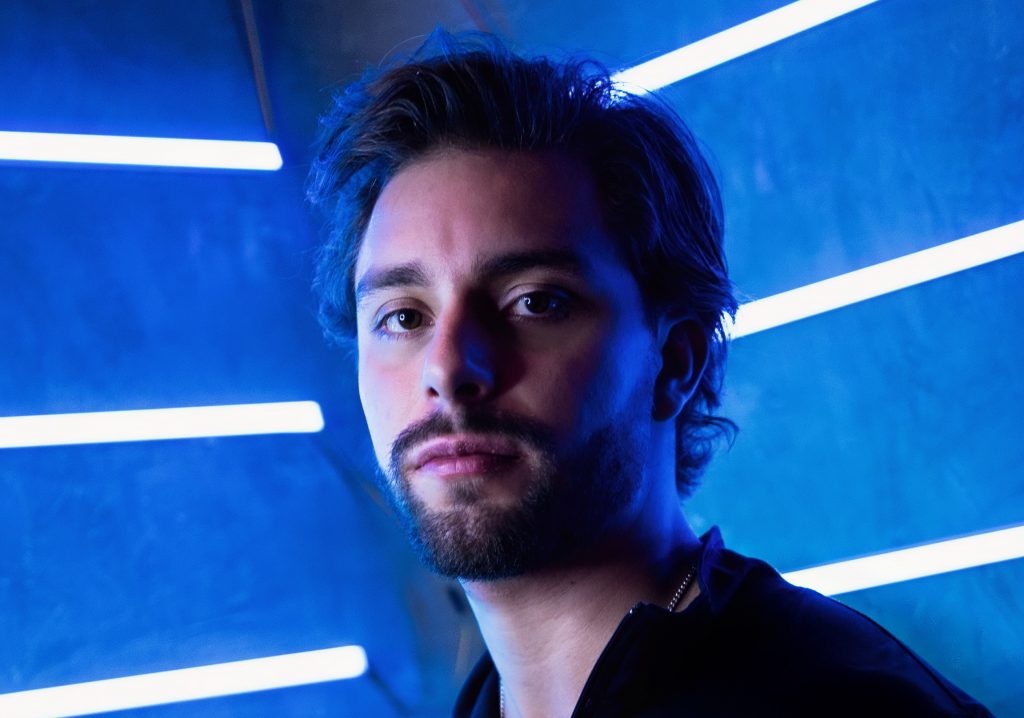 MANLO presenta nuevo tema “Can you feel the light”