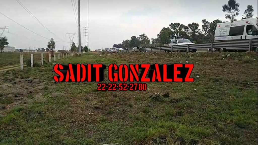 Lo localizan sin vida en un vehículo sobre la autopista Mexico-Puebla